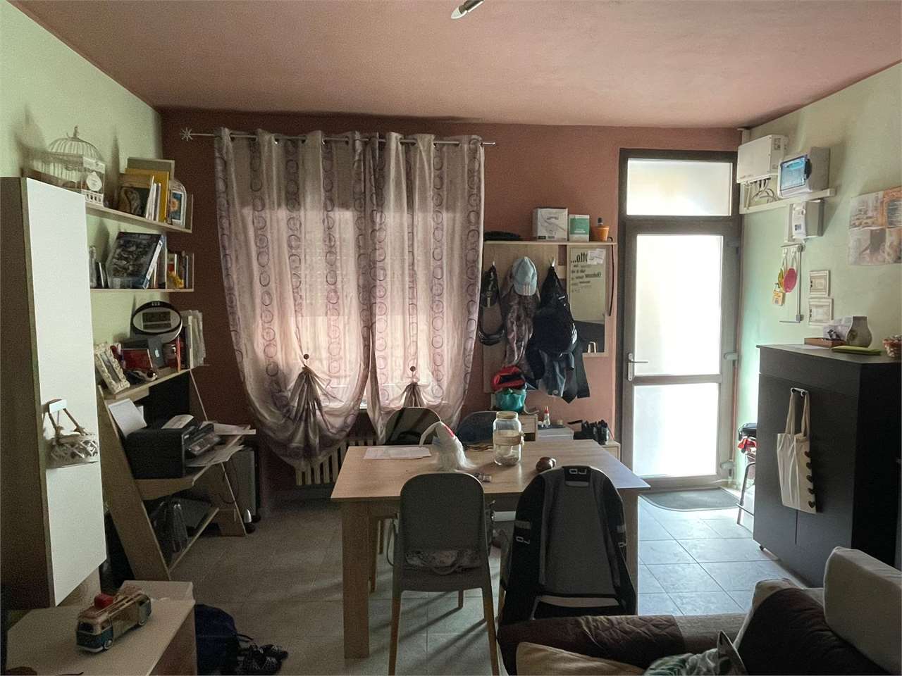 Sale porzione di casa indipendente a Sale Sale porzione di casa indipendente a Sale