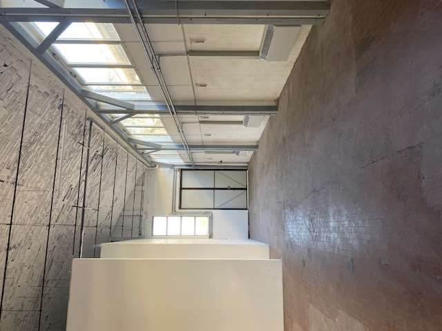 CAPANNONE 1065 MQ CON AREA COMMERCIALE 300MT a Tortona