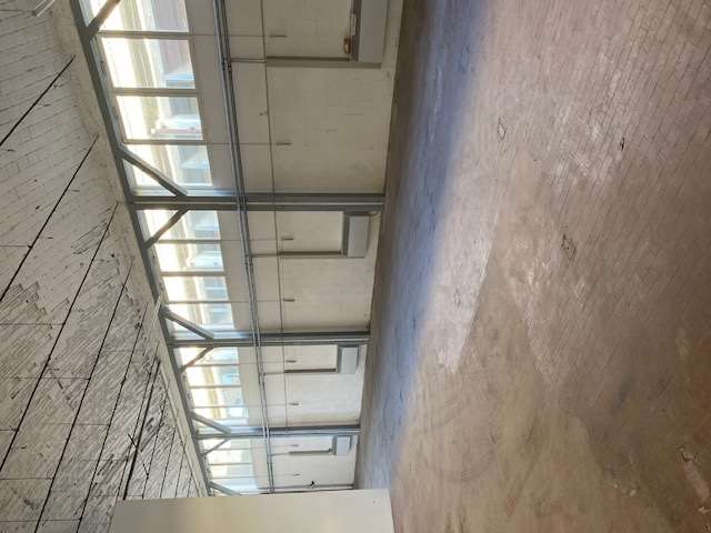 CAPANNONE 1065 MQ CON AREA COMMERCIALE 300MT a Tortona