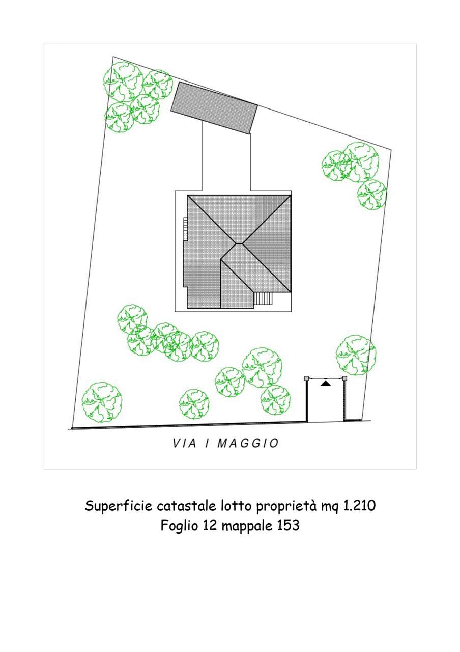 VILLA INDIPENDENTE CON GIARDINO DI 1200 MQ a Tortona VILLA INDIPENDENTE CON GIARDINO DI 1200 MQ a Tortona