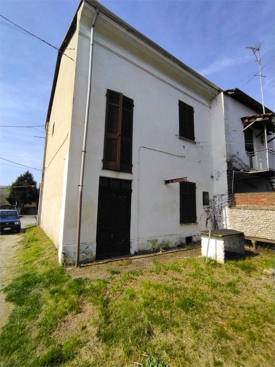 Montegioco casa indipendente con due appartamenti e cortile ideale B&B a Montegioco