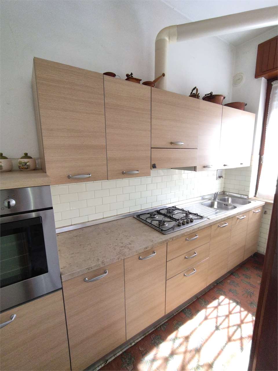 Montemarzino casa indipendente con terreno e terrazza a Montemarzino