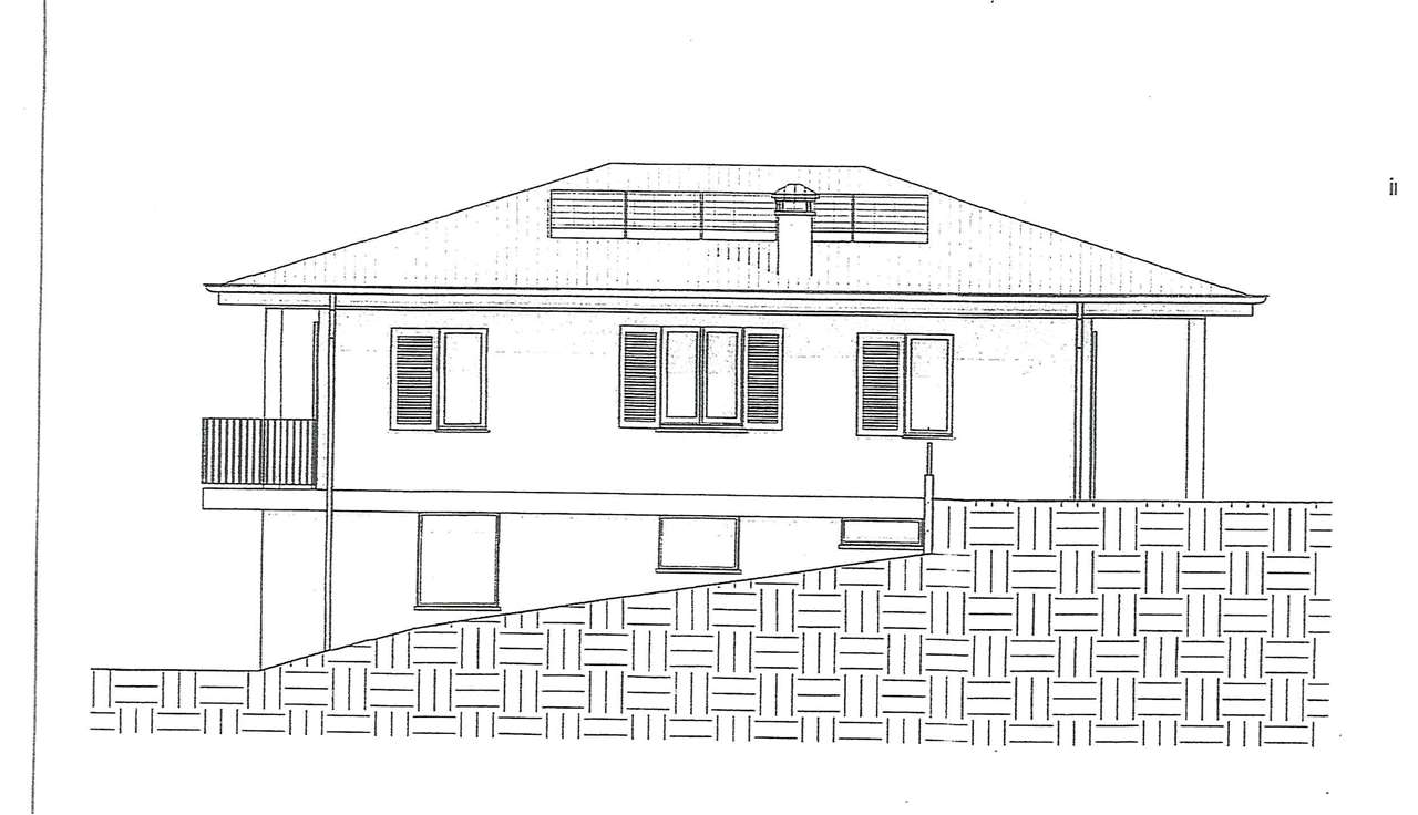 NUOVA VILLA SINGOLA IN COSTRUZIONE COLLINE DI TORTONA a Tortona