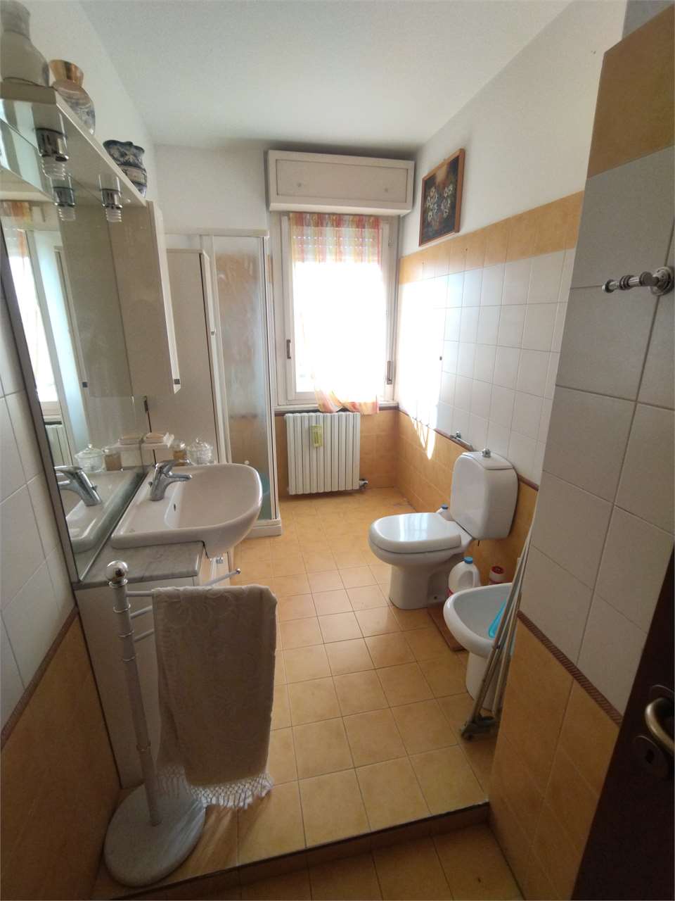 VOGHERA, bel trilocale con box doppio. a Voghera VOGHERA, bel trilocale con box doppio. a Voghera