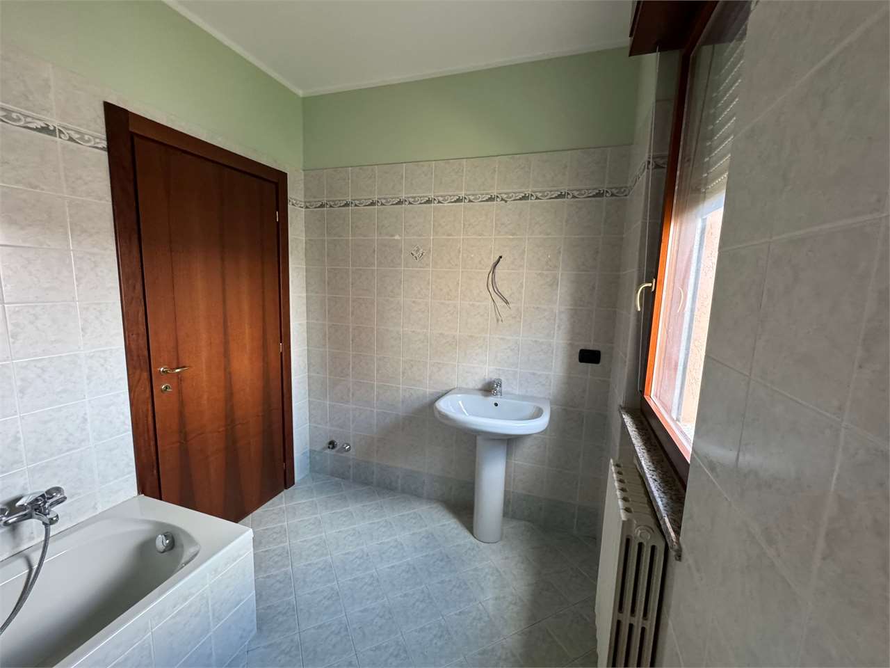 TRILOCALE IN VENDITA A VOGHERA a Voghera