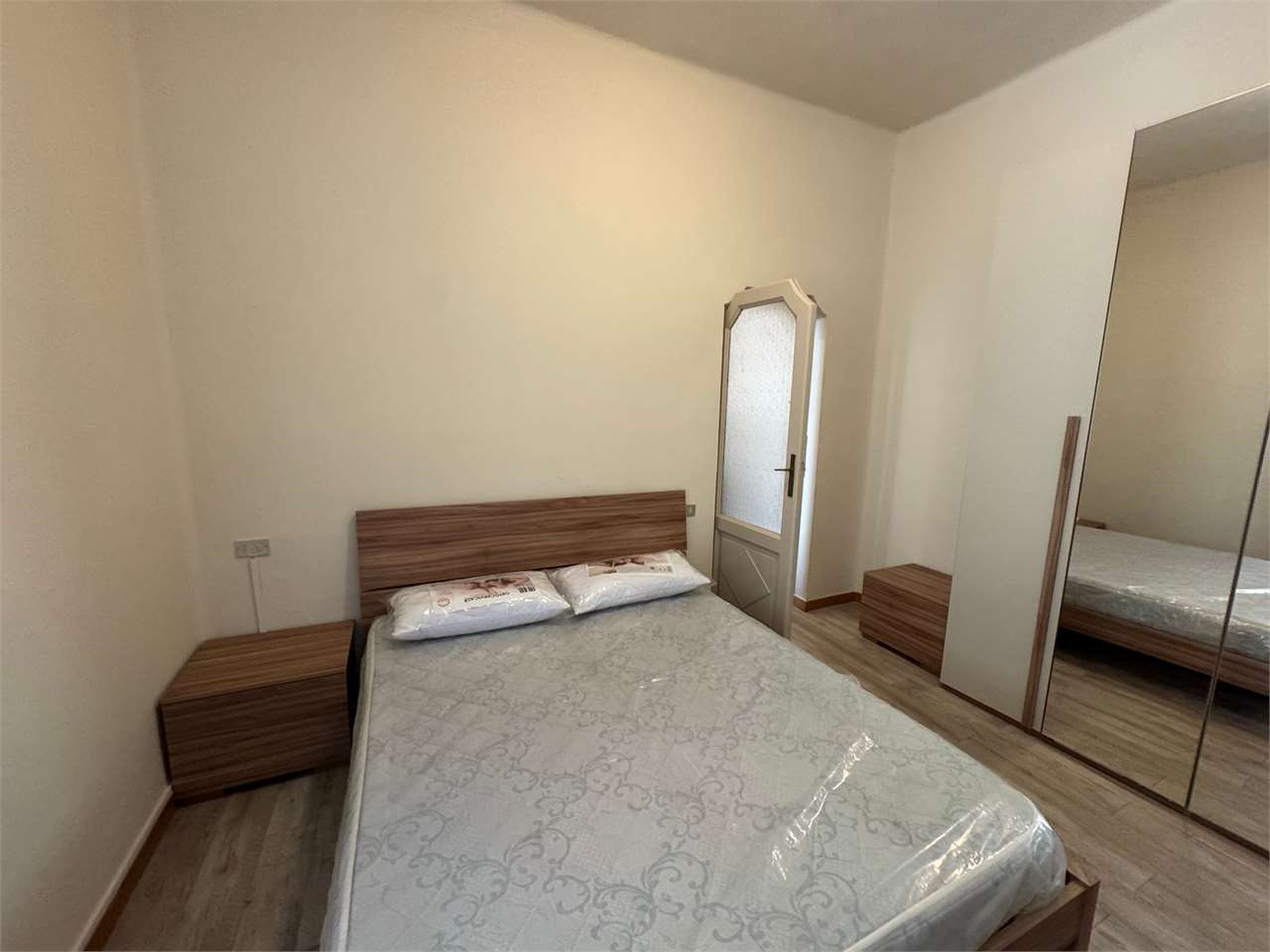 BILOCALE IN VENDITA A VOGHERA PIAZZA DUOMO a Voghera