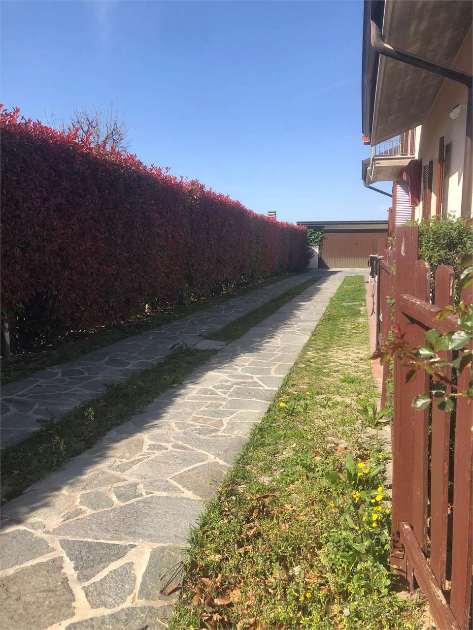 ESCLUSIVA VILLA INDIPENDENTE IN VENDITA A VOGHERA a Voghera