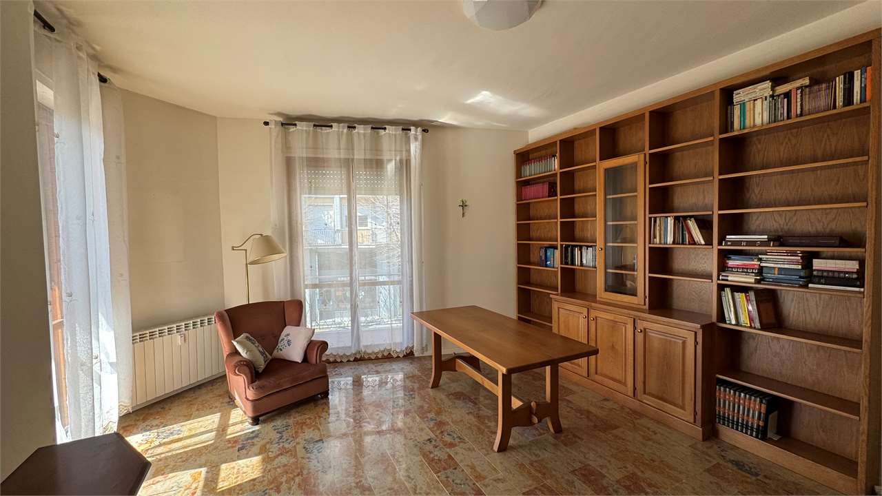 APPARTAMENTO TRILOCALE IN VENDITA A VOGHERA a Voghera APPARTAMENTO TRILOCALE IN VENDITA A VOGHERA a Voghera