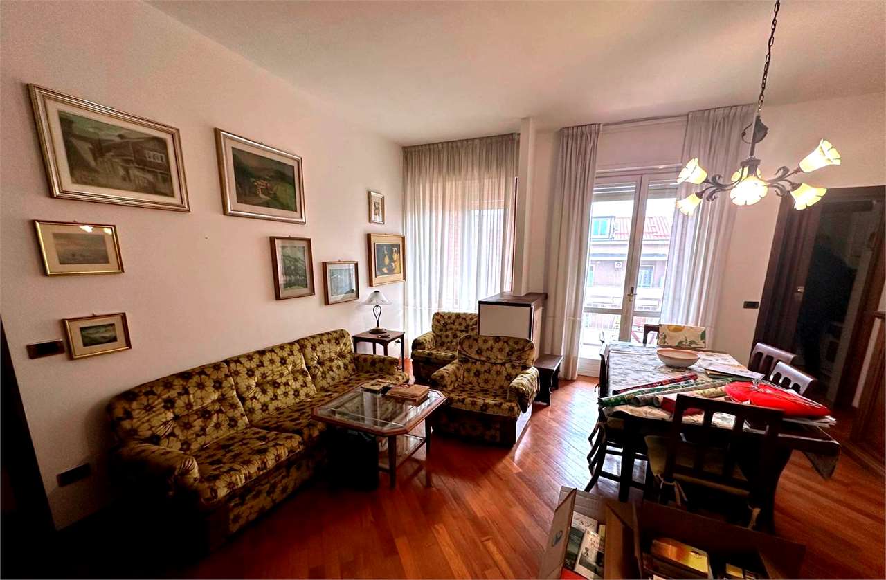 TRILOCALE IN VENDITA A VOGHERA a Voghera