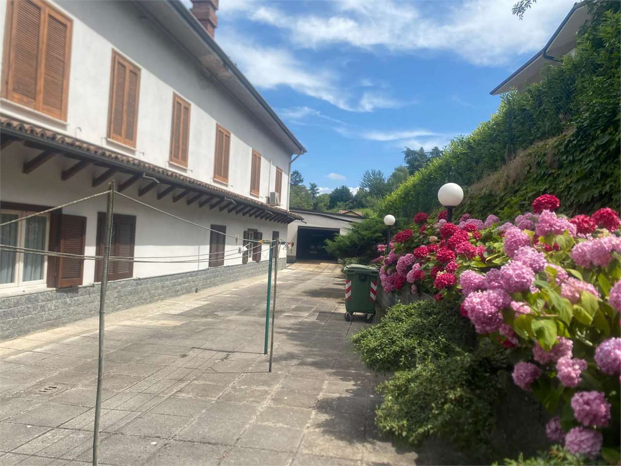 Tortona:  Elegante Dimora ai Piedi del Castello a Tortona