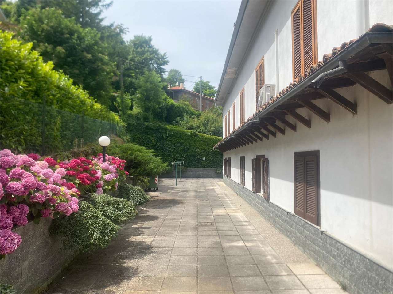 Tortona:  Elegante Dimora ai Piedi del Castello a Tortona