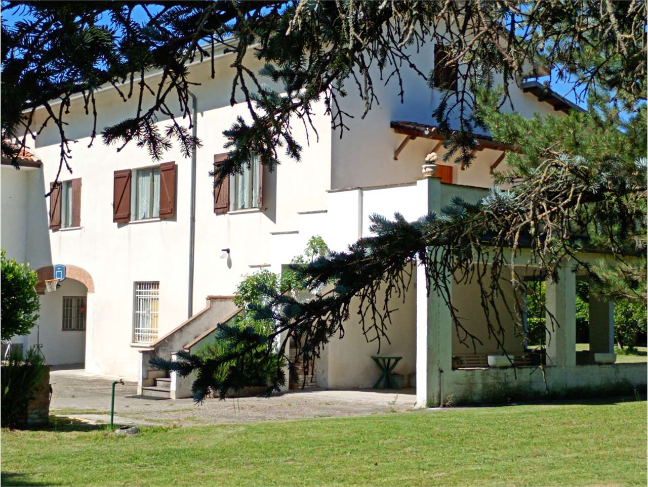 Casa Bifamiliare con Ampio Parco a Garbagna (AL) a Garbagna Casa Bifamiliare con Ampio Parco a Garbagna (AL) a Garbagna
