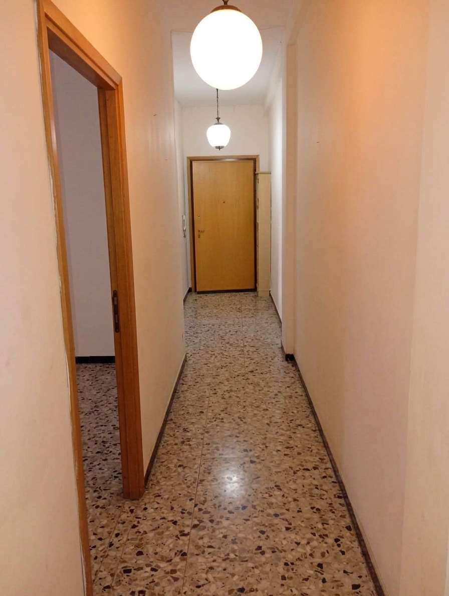 Tortona centro ampio trilocale a Tortona
